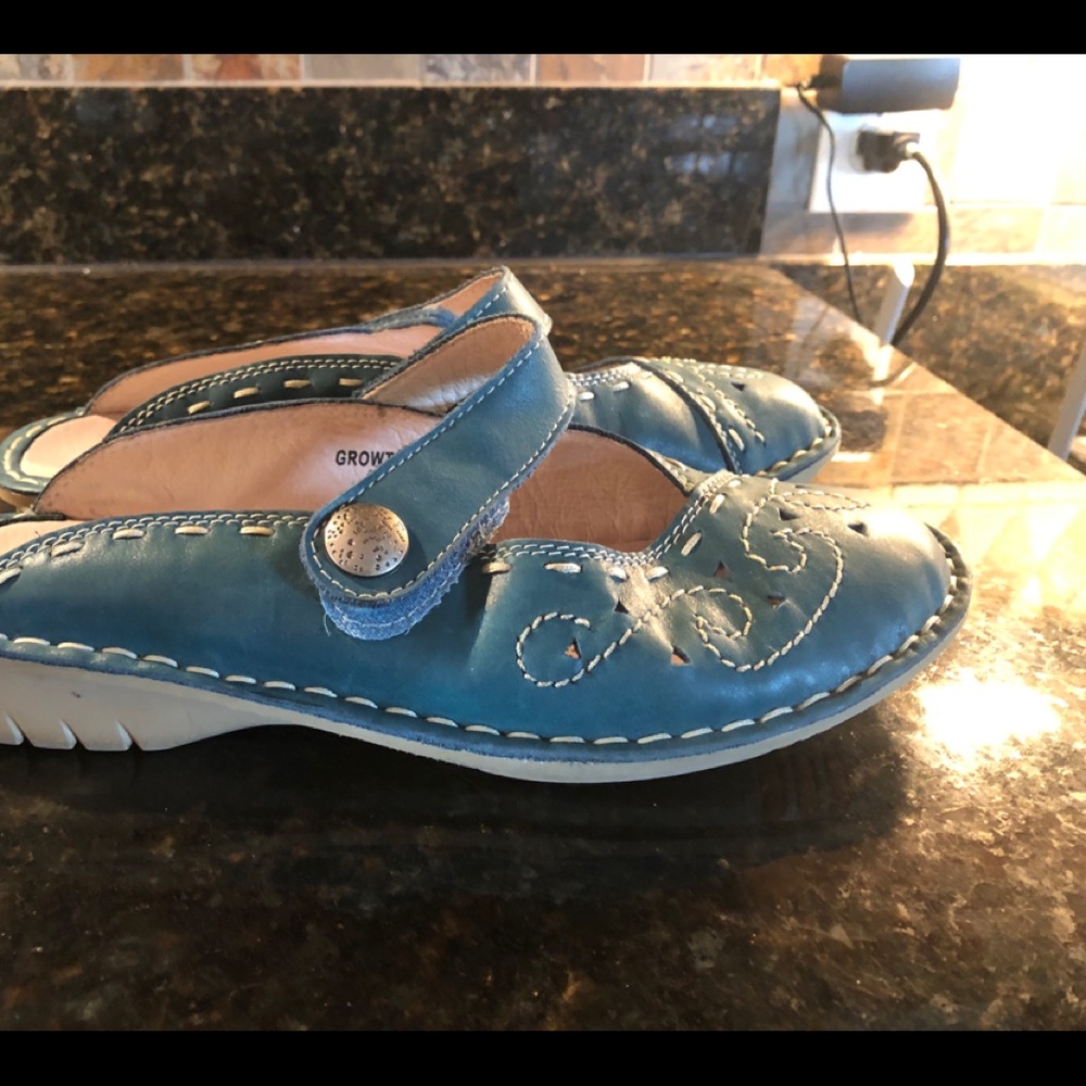 Spring step shoes